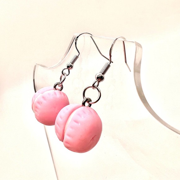 Macaron Cookie Earrings - Snack Earrings - Novelty Earrings- Food Earrings - Picture 6 of 11